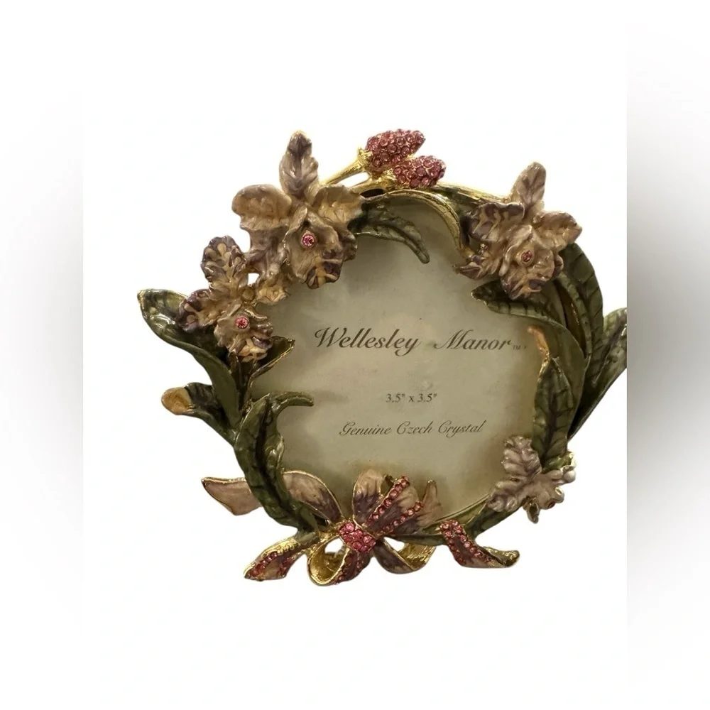 Vintage Wellesley Manor 3.5